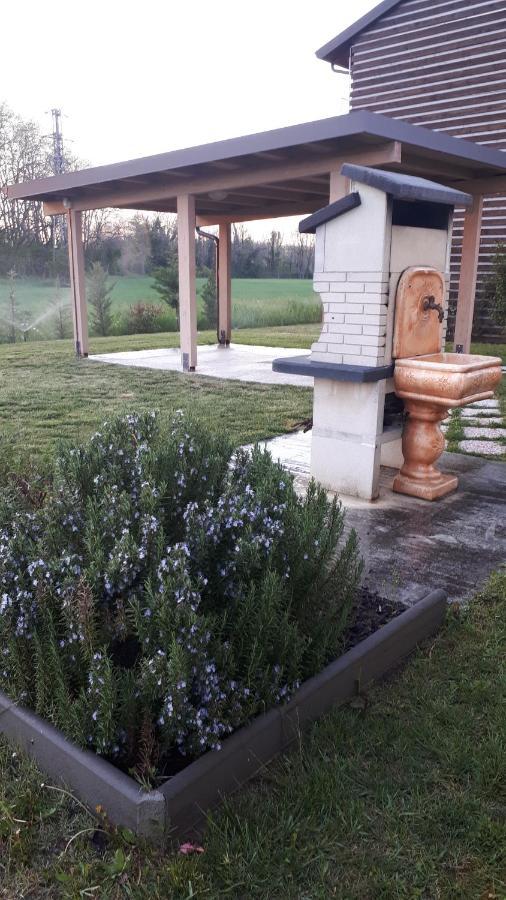Villa Meli Lupi - Residenze Temporanee Parma Exteriör bild